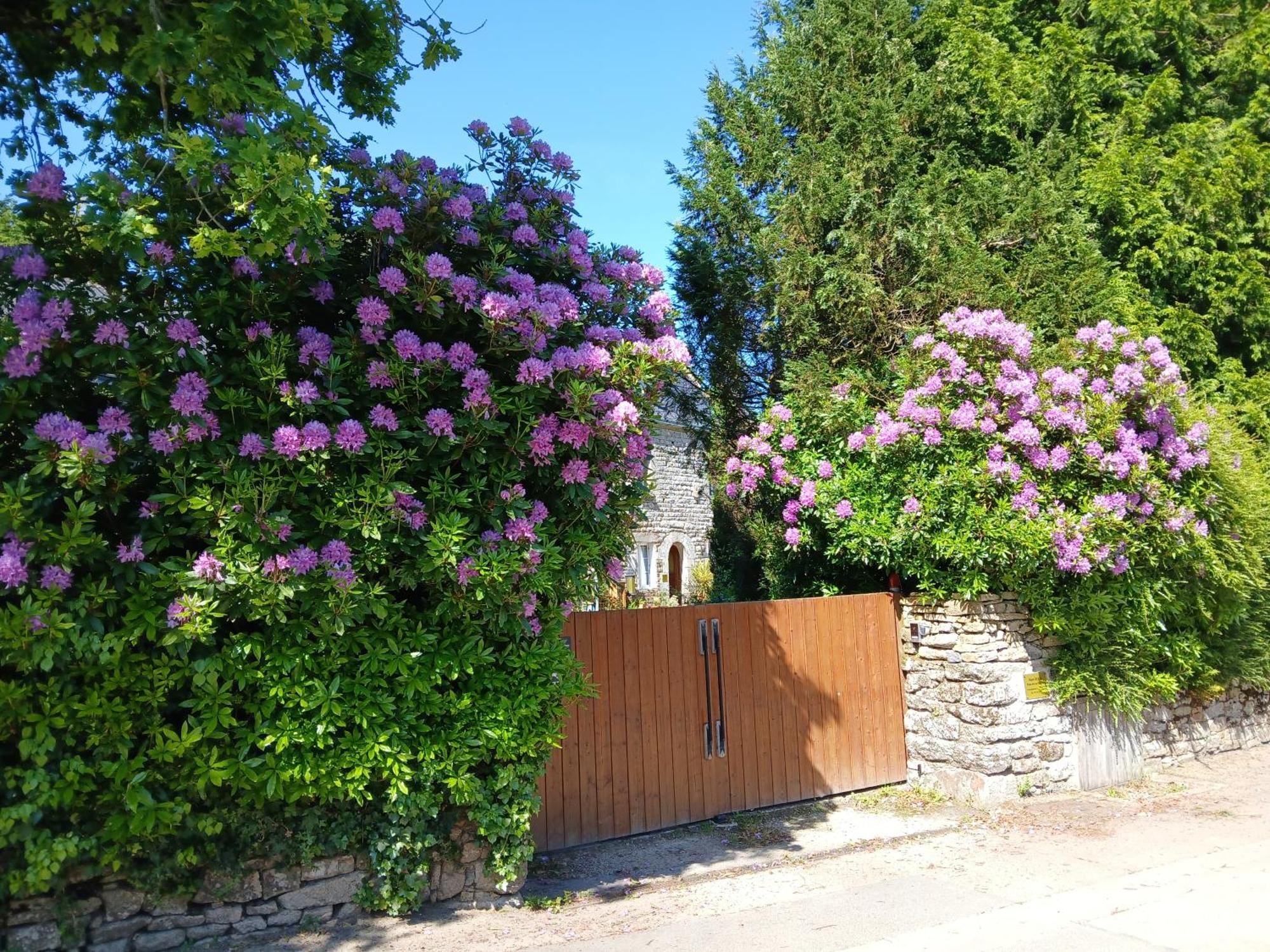 Manoir Du Grand Chene Hotel La Vraie-Croix Exterior foto